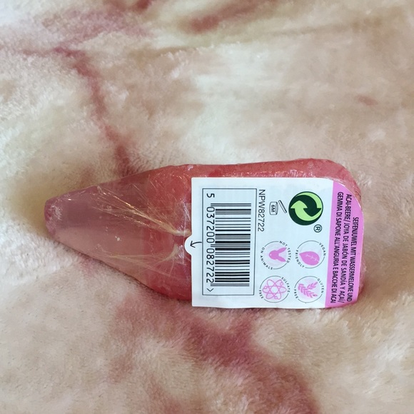 Scented Soap Gem by Sunday Rain Watermellon Acai Berry NWT 3.2 oz - Picture 9 of 12